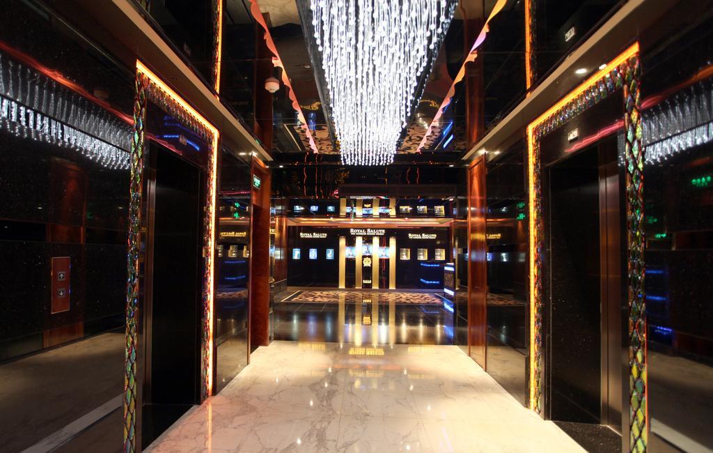 Mandarin Hotel Cantón Exterior foto